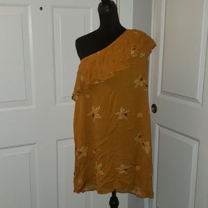 🆕️ Dress off one shoulder